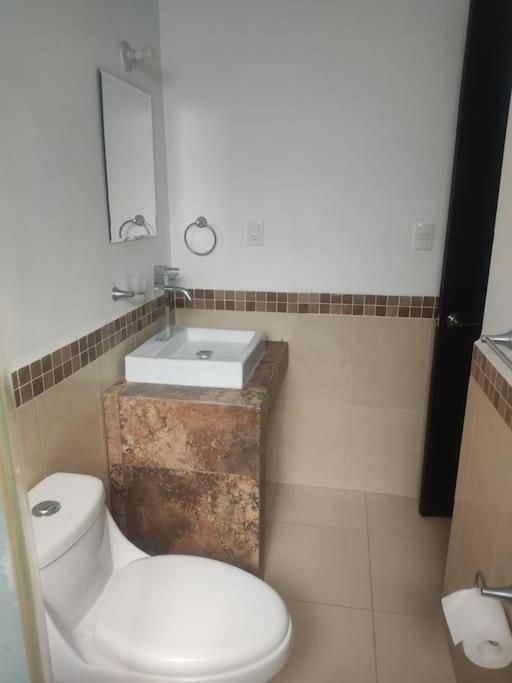 Casa Fracc El Cielo Residencial Con Acceso A Casa Club Villa Laurel de Lagunillas Ngoại thất bức ảnh